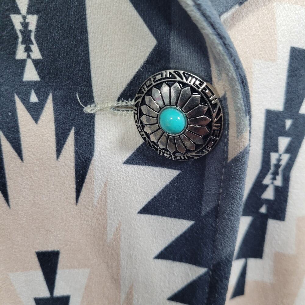 Sterling Kreek Western Wear Coat Featuring Southwestern Aztec Pattern Size 2X - Picture 2 of 8